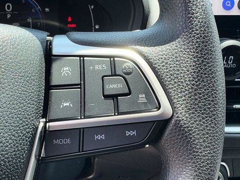 Used 2026 Toyota Grand Highlander FWD image 28