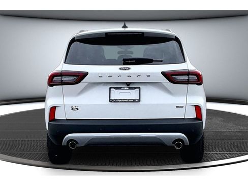 Used 2025 Ford Escape SE image 5