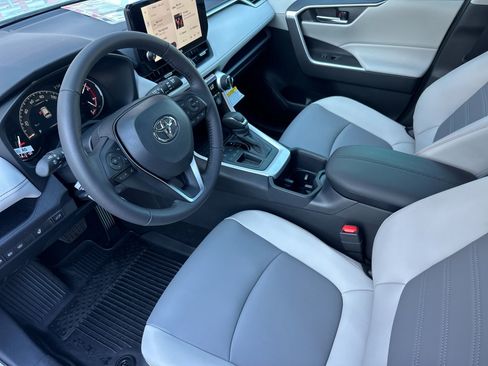 New 2025 Toyota RAV4 XLE Premium image 9