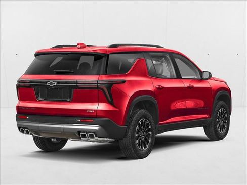 New 2026 Chevrolet Traverse High Country image 2