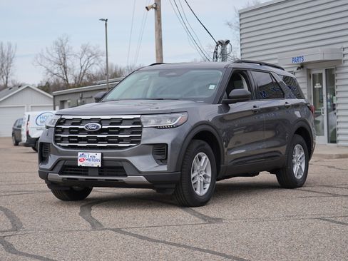 New 2026 Ford Explorer Active image 8