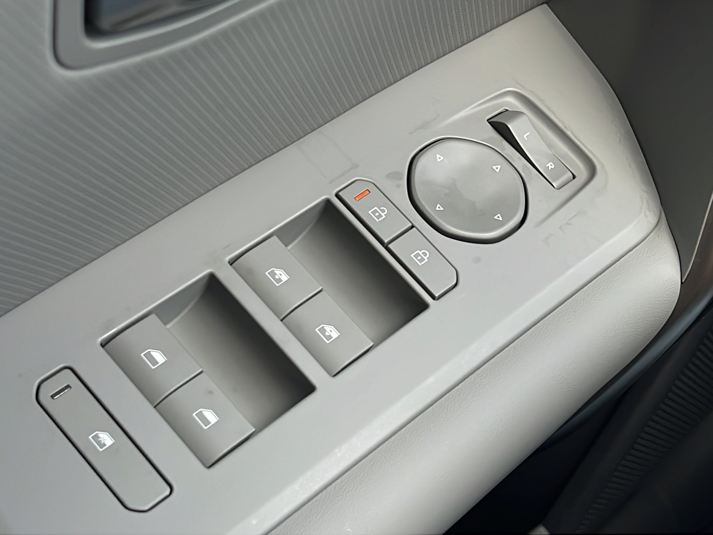 New 2027 Kia Seltos EX FWD image 21