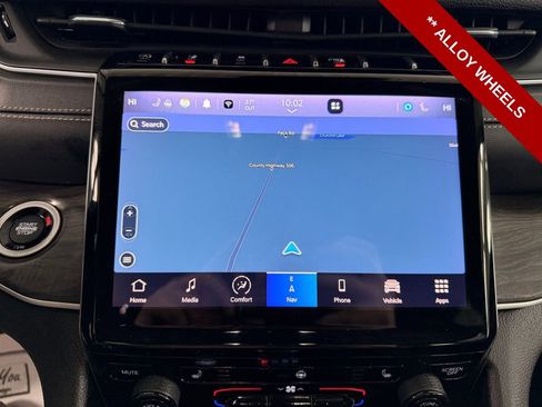 Used 2023 Jeep Grand Cherokee L Limited image 23