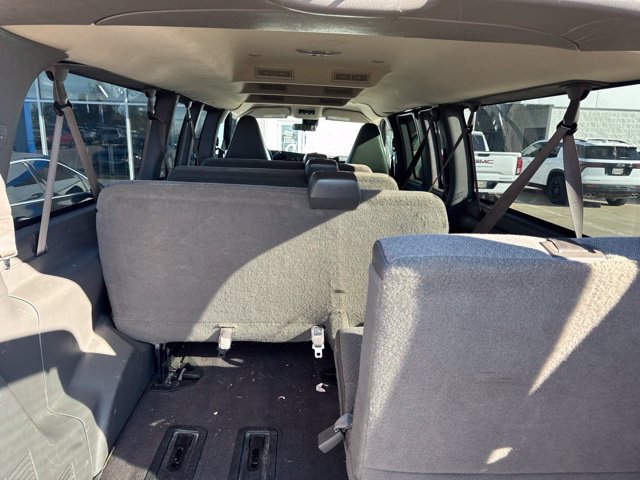 Used 2019 Chevrolet Express 3500 LT w/ LT Preferred Equipment Group RWD image 4