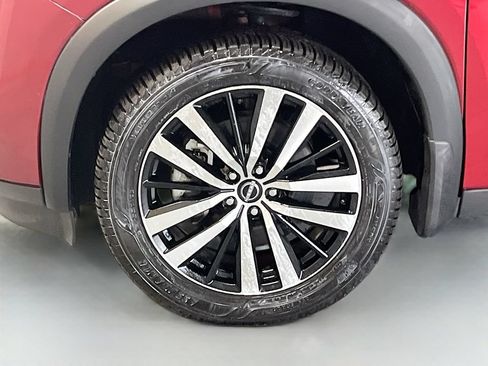 Used 2023 Nissan Pathfinder Platinum AWD/4WD image 34