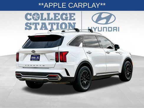 Used 2021 Kia Sorento S image 10