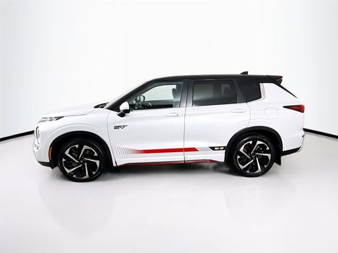Used 2024 Mitsubishi Outlander Ralliart image 4