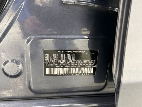 Used 2017 Subaru Legacy 3.6R Limited image 27