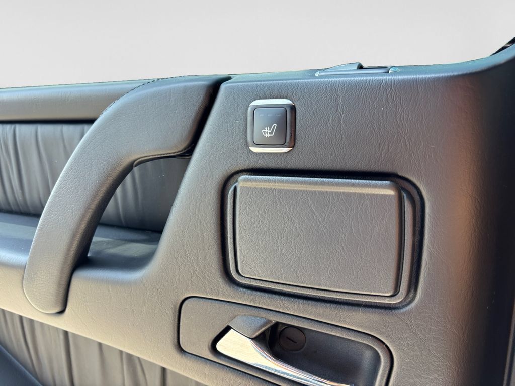 Used 2013 Mercedes-Benz G 63 AMG 4MATIC image 42