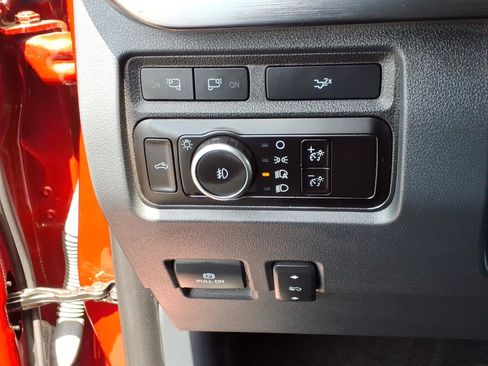 Used 2023 Ford F250 Lariat w/ Sport Appearance Package AWD/4WD image 35