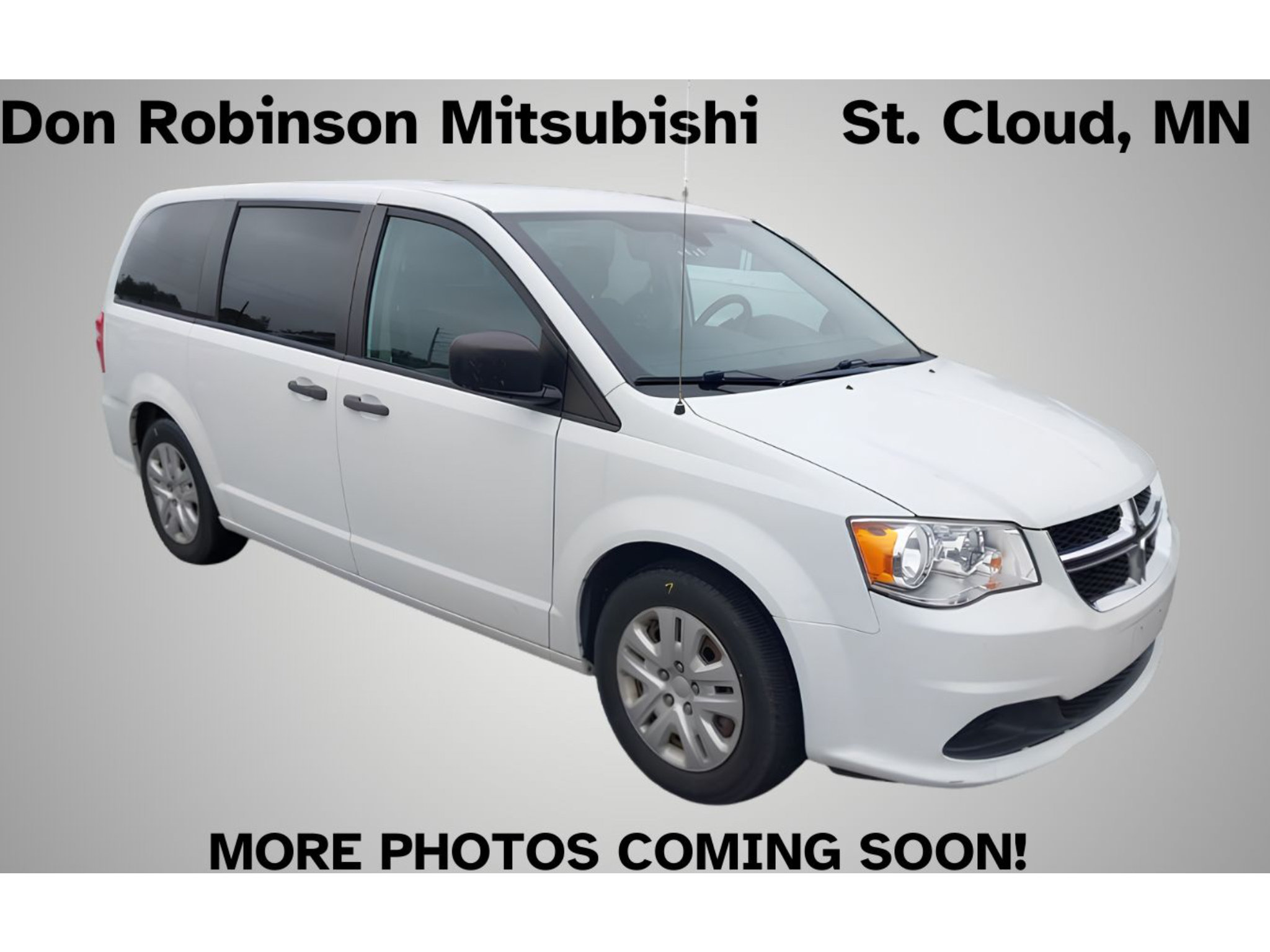 Used 2019 Dodge Grand Caravan SE w/ UConnect Hands-Free Group FWD image 1