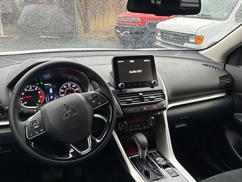 Used 2025 Mitsubishi Eclipse Cross SE image 12