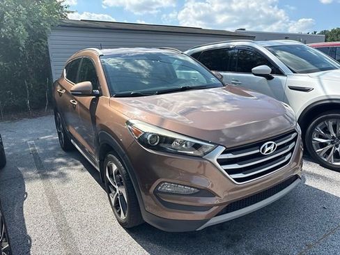 Used 2017 Hyundai Tucson Sport AWD/4WD image 4