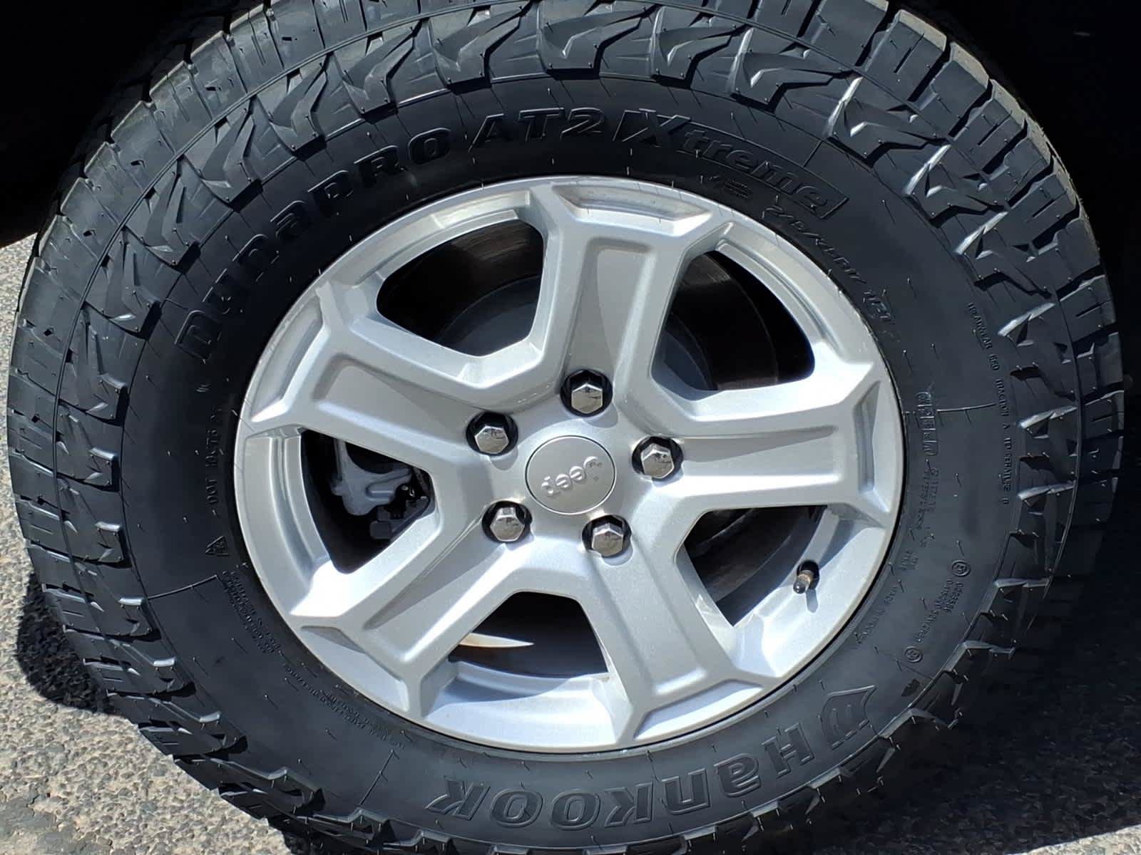 Used 2021 Jeep Wrangler Sport AWD/4WD image 10