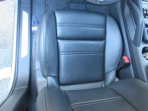 Used 2023 Porsche Cayenne image 14