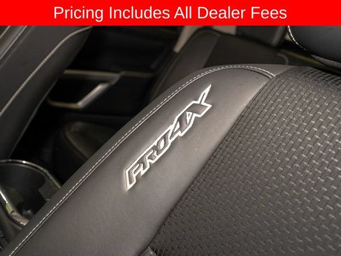 Used 2017 Nissan Titan PRO-4X AWD/4WD image 11