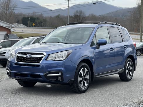Used 2017 Subaru Forester 2.5i Premium image 7