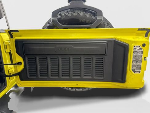 Used 2024 Jeep Wrangler Sport S image 81