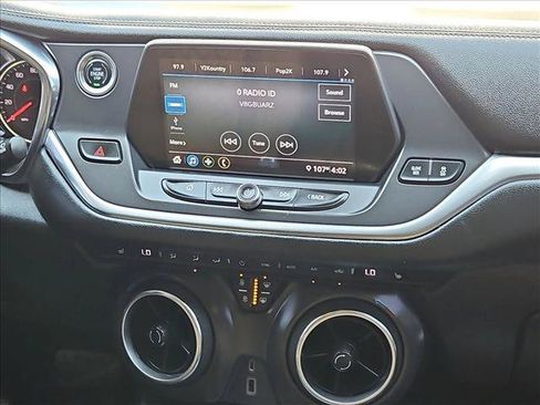 Used 2019 Chevrolet Blazer LT FWD image 20