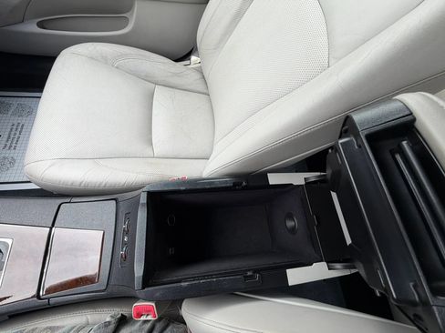 Used 2010 Lexus ES 350 FWD image 32