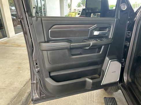 Used 2025 RAM 3500 Laramie AWD/4WD image 42