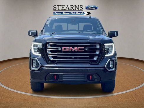 Used 2022 GMC Sierra 1500 AT4 w/ AT4 Premium Package AWD/4WD image 4
