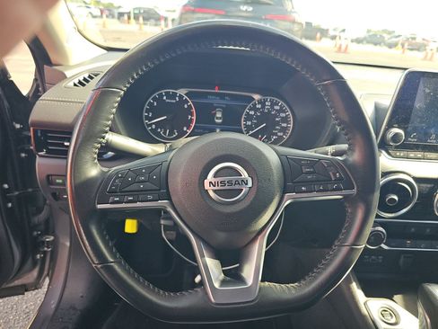 Used 2022 Nissan Sentra SV w/ Trunk Package FWD image 10