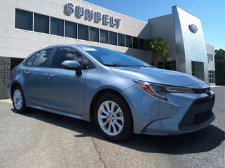 Used 2021 Toyota Corolla LE image 1