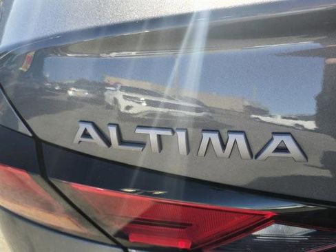 New 2025 Nissan Altima 2.5 SV image 22