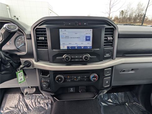 Used 2023 Ford F150 XLT AWD/4WD image 17