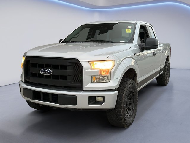 Used 2015 Ford F150 XL w/ Equipment Group 101A Mid RWD image 1