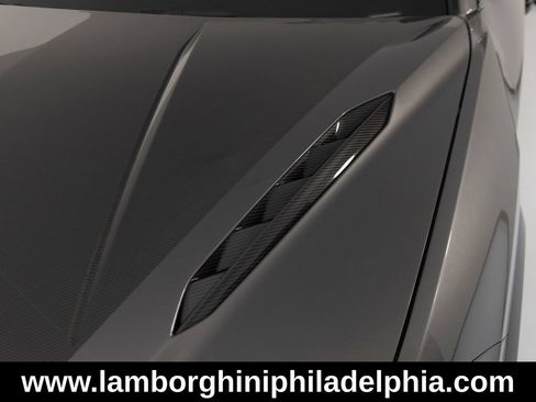 Used 2024 Lamborghini Urus Performante AWD/4WD image 47