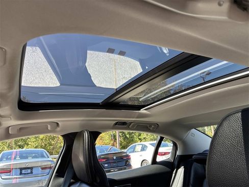 Used 2021 Volvo S60 T5 Inscription image 28