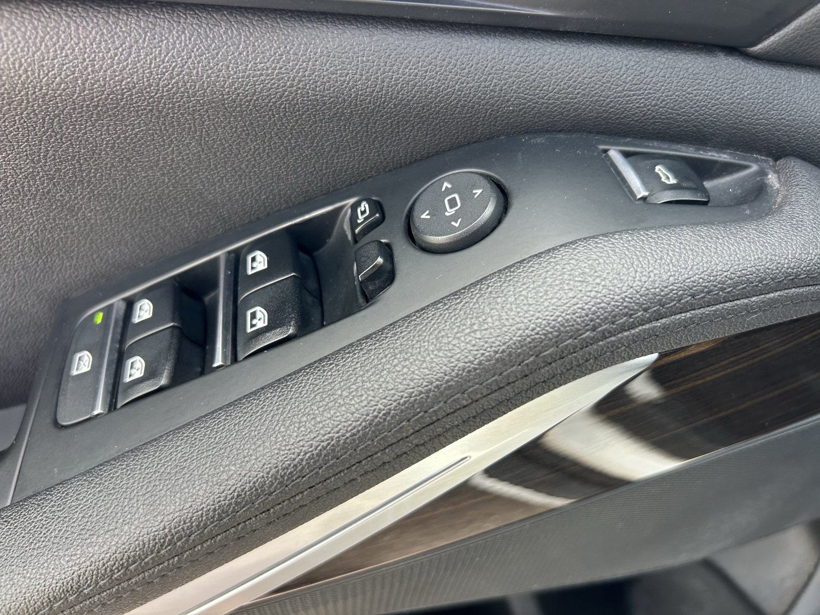 Used 2020 BMW X5 sDrive40i w/ Premium Package RWD image 16