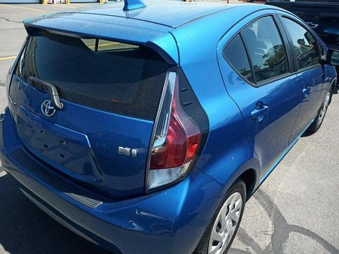 Used 2016 Toyota Prius C Two FWD image 3