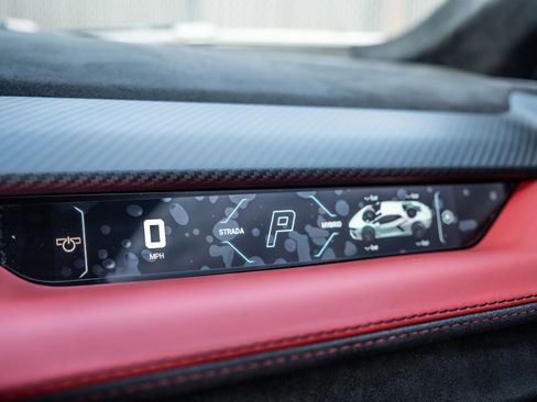Used 2024 Lamborghini Revuelto AWD/4WD image 51