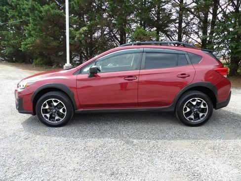 Used 2019 Subaru Crosstrek 2.0i AWD/4WD image 2