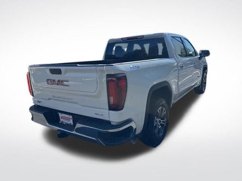 Used 2025 GMC Sierra 1500 SLT image 6