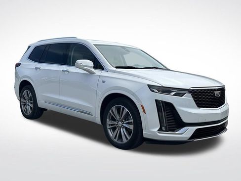 Used 2021 Cadillac XT6 Premium Luxury AWD/4WD image 6