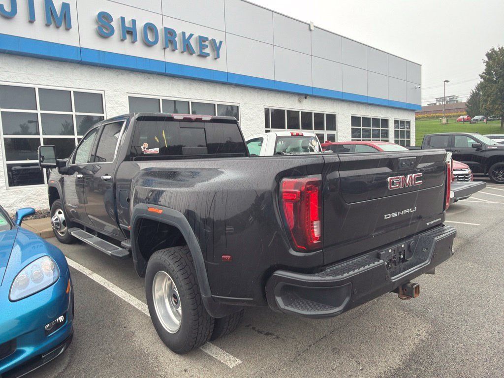 Used 2022 GMC Sierra 3500 Denali AWD/4WD image 7