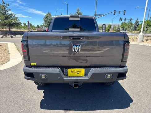 Used 2015 RAM 2500 SLT w/ Luxury Group AWD/4WD image 4