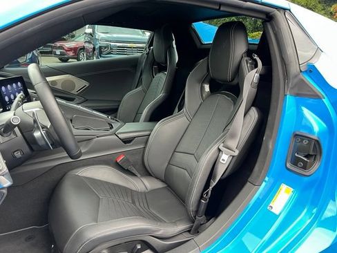 Used 2021 Chevrolet Corvette Stingray Preferred Conv w/ Z51 Performance Package RWD image 13