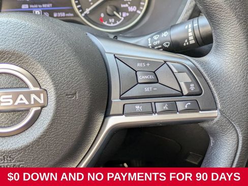 Used 2025 Nissan Sentra SV FWD image 21