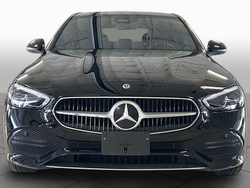 Used 2025 Mercedes-Benz C 300 4MATIC Sedan image 3