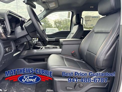 New 2026 Ford F250 Lariat w/ Black Appearance Package AWD/4WD image 10