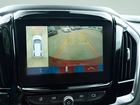 Used 2019 Chevrolet Traverse LT w/ LT Premium Package AWD/4WD image 25