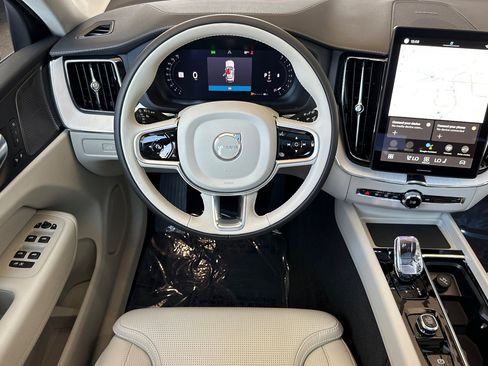 New 2026 Volvo XC60 B5 Ultra AWD/4WD image 11