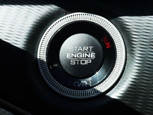 Used 2023 Jeep Grand Cherokee L Laredo image 56