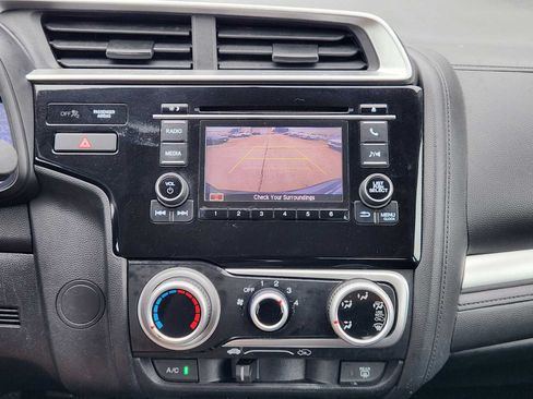 Used 2019 Honda Fit LX image 17
