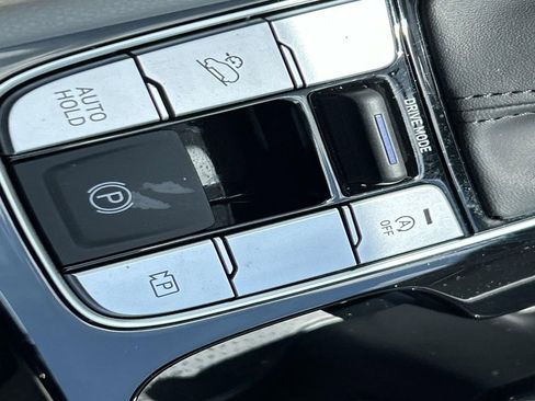Certified 2025 Hyundai Tucson SEL FWD image 36